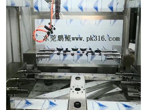 东莞塑料旋转式喷漆机，高效均匀！