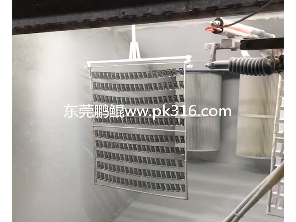 为何选择静电粉体<i style='color:red'>涂装设备</i>的三大理由-鹏鲲自动化