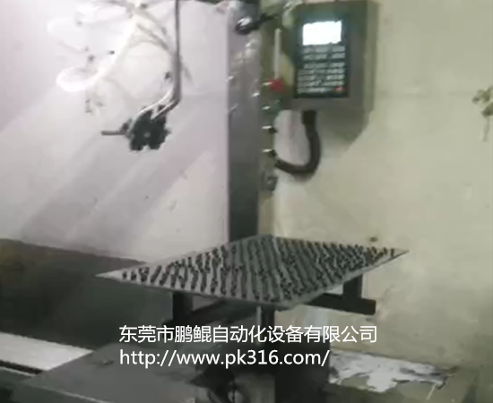 五金拉头自动喷漆机.