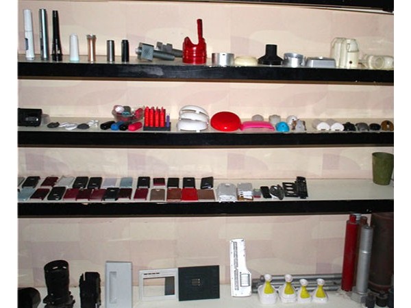 <i style='color:red'>塑胶喷油工艺</i>主要应用在哪里？