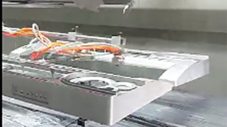 电子琴地轨式喷烤流水线 电子琴地轨式喷烤流水线