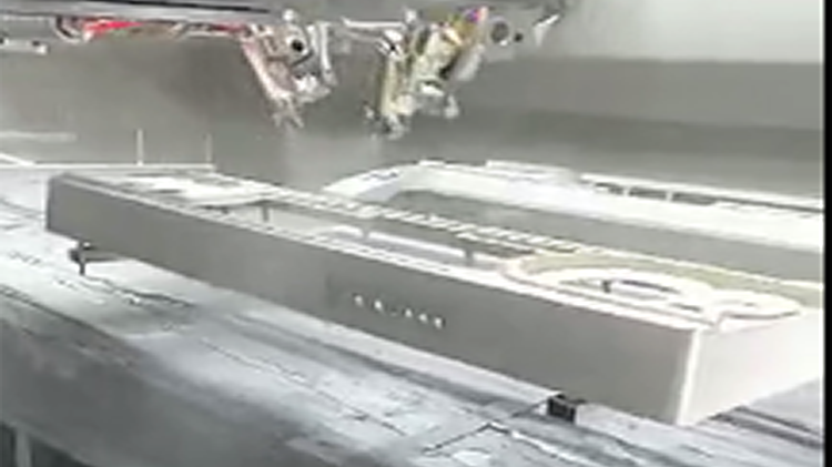 电子琴地轨式喷烤流水线 电子琴地轨式喷烤流水线