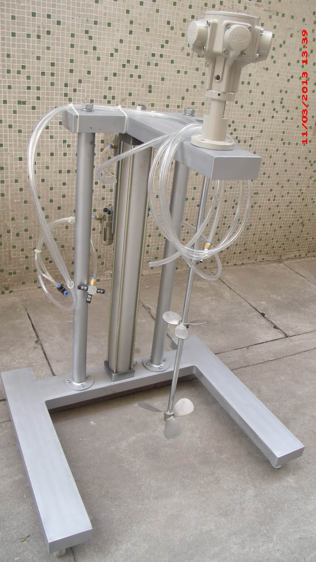 200L气动搅拌机 200L气动搅拌机