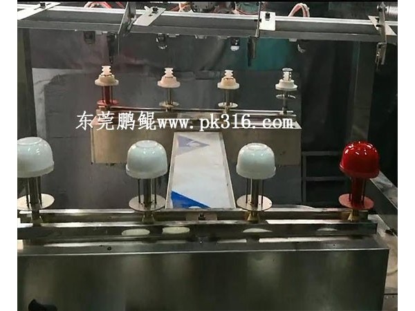 潮州陶瓷杯子<i style='color:red'>喷釉机</i>,与人工喷的区别?---鹏鲲·鹏胜