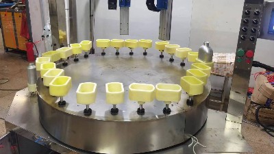 保温内壶8工位2轴内壁转盘喷涂设备 保温内壶8工位2轴内壁转盘喷涂设备