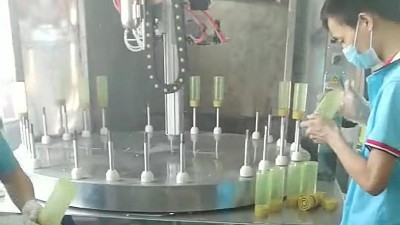 硅胶玻璃瓶四工位多轴圆盘智能喷漆设备 硅胶玻璃瓶四工位多轴圆盘智能喷漆设备