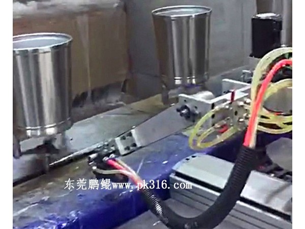 <i style='color:red'>中山铁桶喷漆设备</i>，喷涂速度快不容错过!